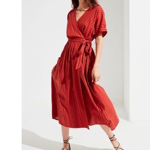 Urban Outfitters Gabrielle Linen Midi Wrap Dress